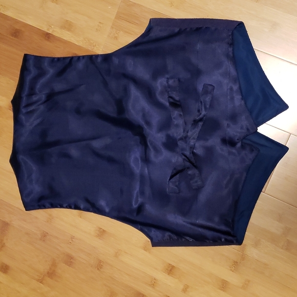 Vintage Leather Vest - Picture 2 of 6